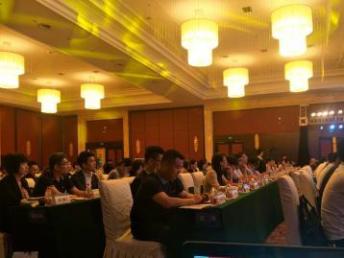 川渝聯動，溝通無界 專業現場會議速記、翻譯與一體化會議服務解決方案